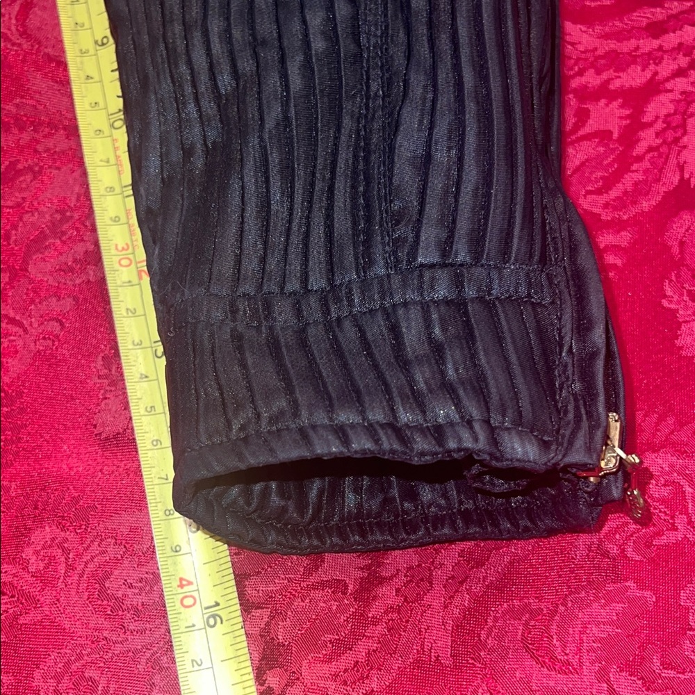 Vintage, New WOT Versace Black Quilted Zip-Front Moto Jacket with Gold Hardware - Picture 14 of 16